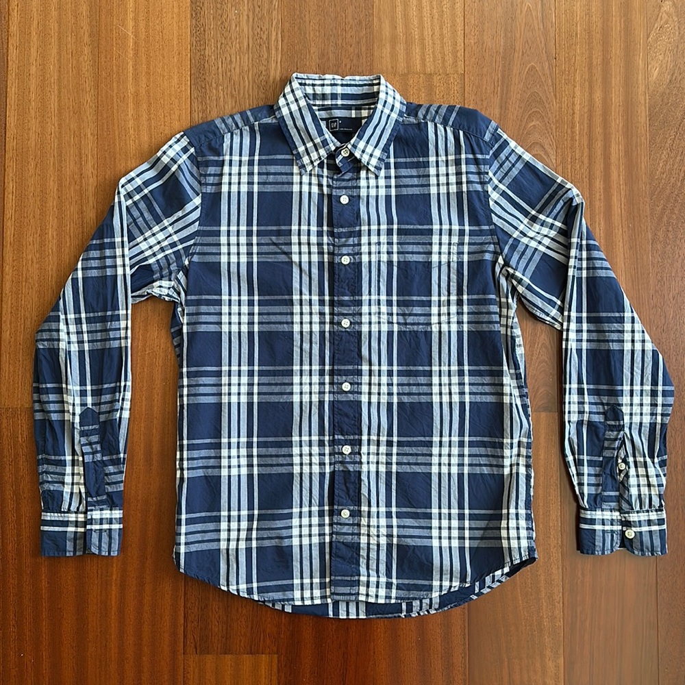Gap Button Down Shirt